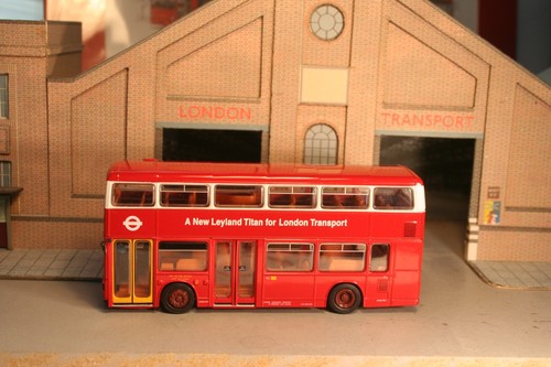 London transport leyland titan - transport,