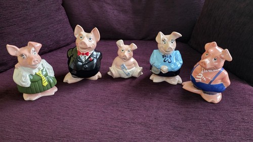 Natwest pigs - pigs, set