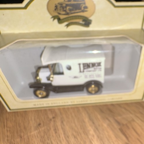 Lledo lp6 ford model van - lledo,