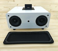 Sandstrom SIPD8012 iPod & iPhone Wireless Speaker Dock White No Remote Or Supply