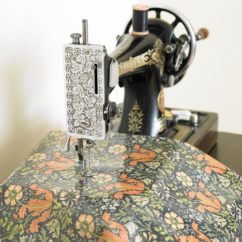 William morris compton pvc - william,