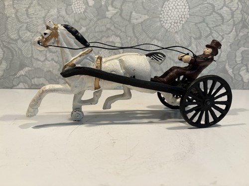 Antique cast iron horse - iron, drawn