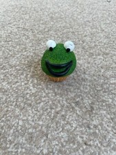 Green novelty cupcake ornament