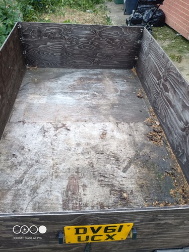 7x5 break box - box, trailer