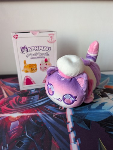 Baker cat aphmau - cat,