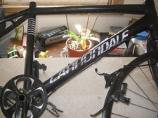 cannodale leftty frame and