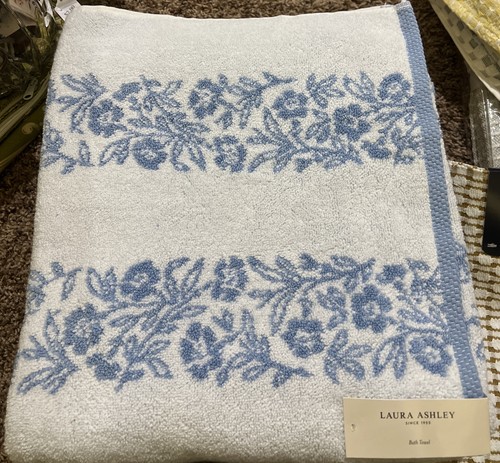 Nwt laura ashley shabby chic - nwt,