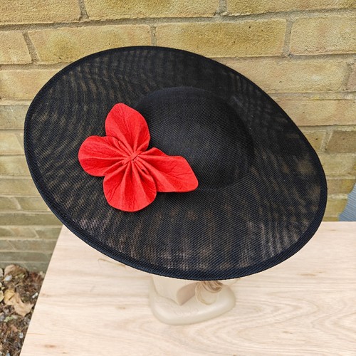 Black red butterfly wide brim - black,