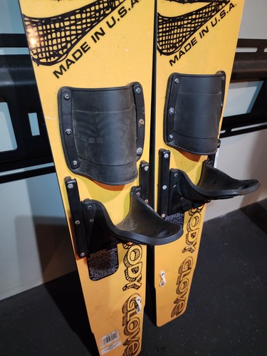 Body glove ski trick - glove,