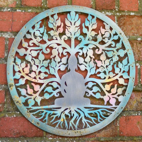 Buddha and tree life garden - of,