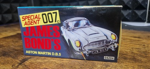 Corgi 007 aston - corgi,