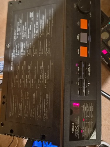 Yamaha midi sequencer - qx-21,