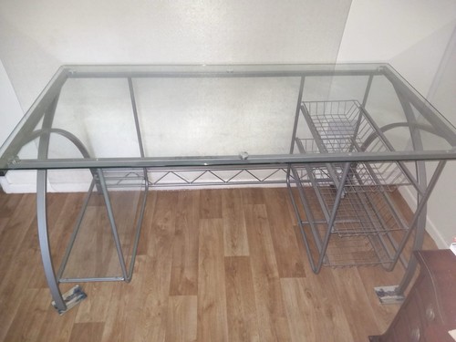 Glass topped desk - 150cm, 75cm