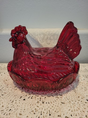 Large ruby red - red, on