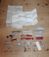 KIT BUILT 00 GAUGE WHITE METAL BUS & LOCOMOTIVE PARTS