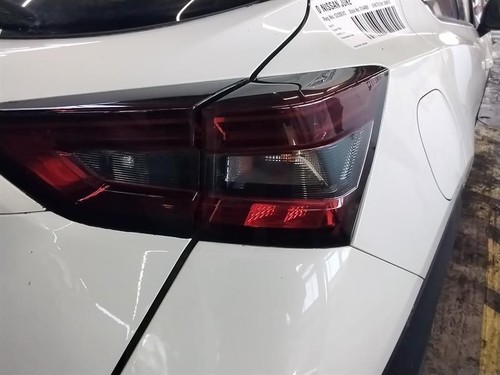 Drivers tail light nissan juke - light,