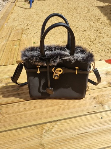 Ugg inspired black faux fur - black,
