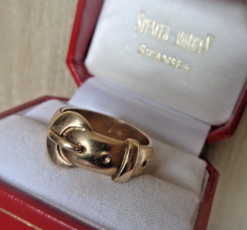 Gold buckle ring 9ct - gold,