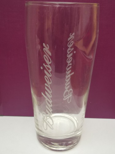 Budweiser lager italics - budweiser, "italics"