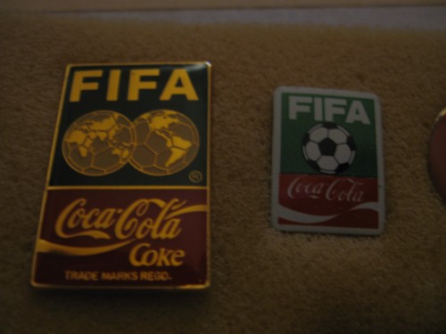 Rare old coca cola fifa - old,