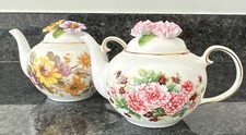 Royale Stratford Country Cottage Teapots. Old Fashioned Pinks, Chrysanthemums