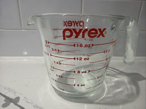 Vintage pyrex glass measuring - pyrex,