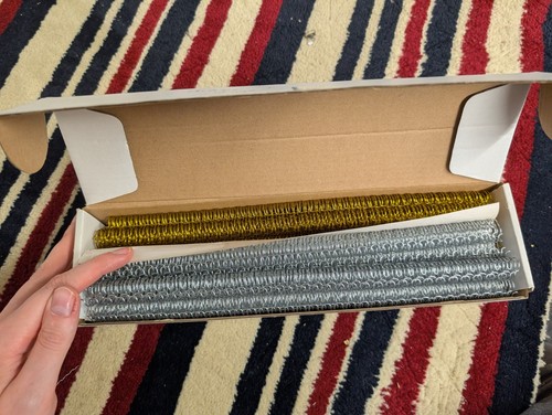 Wire binders for calendars