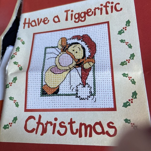 Mini disney christmas tigger - disney,