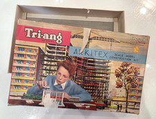 Spot-On Tri-Ang Arkitex Box