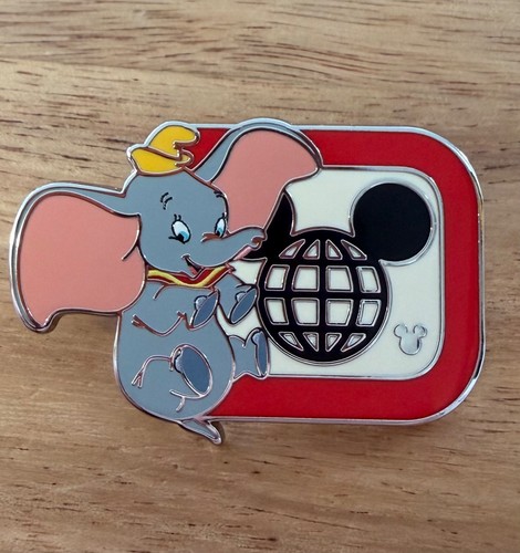 Wdw disney mystery pin hidden - mystery,