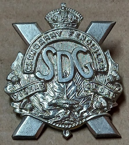 Ww2 era cap badge - on,
