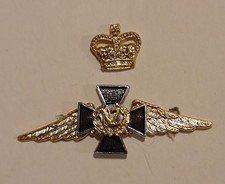 Recent Issue Royal New Zealand Air Force RNZAF Chaplains Cap Badge