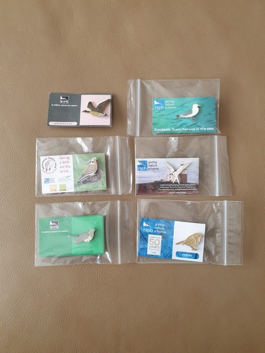 Rspb enamel pin badges - 6x,