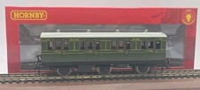 HORNBY OO R40131 SR 6 WHEEL BRAKE 1ST CLASS COACH 7514 WITH LIGHTS CARRIAGE
