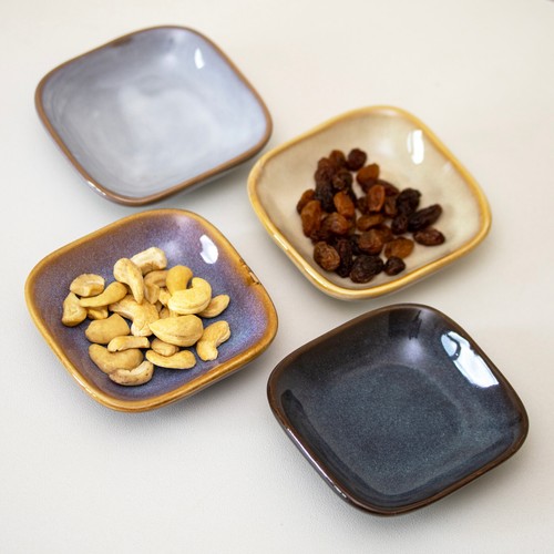 Reactive glaze snack - reactive,