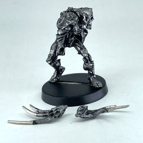 Necron flayed one - necron, warhammer