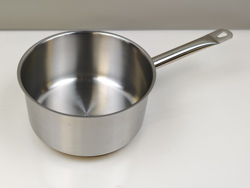 Vogue stainless steel saucepan - steel,