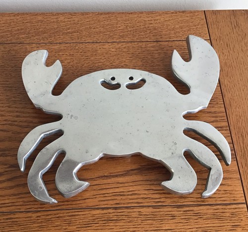 Vintage crab trivet aluminum - crab, /aluminum