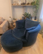 DFS Large Cuddle Swivel Chair