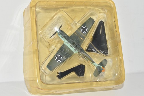 Corgi fighting machines - corgi,