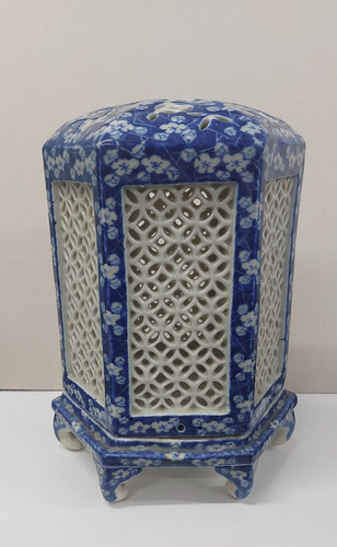Antique chinese blue - &, white