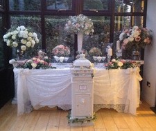 Deluxe Antique White Wedding