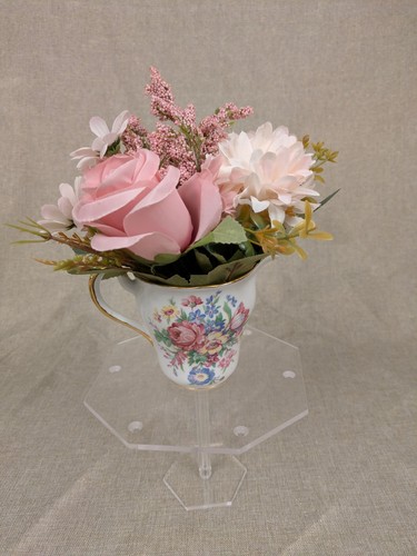 Artificial floral arrangement - artificial,