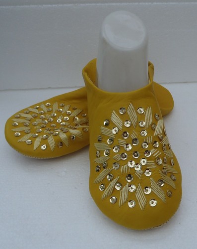 Moroccan yellow leather - *,
