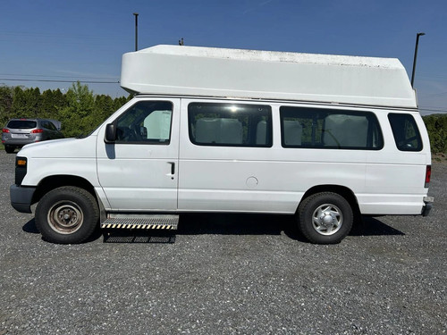 2013 ford econoline wheelchair - 2013,