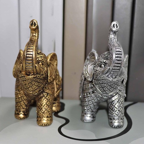 Elephant figurine desktop - elephant,