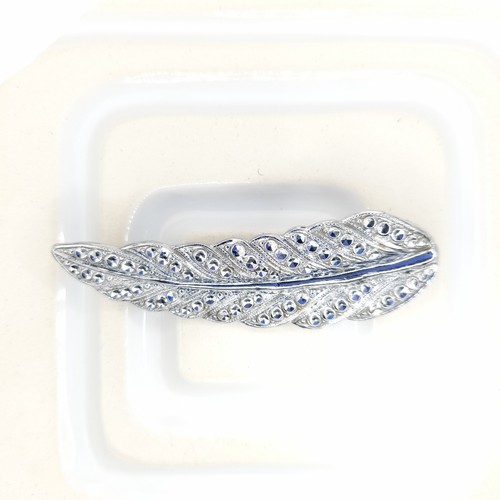 Vintage faux marcasite leaf - faux,