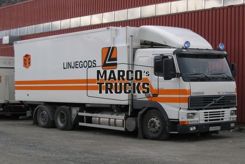 Truck photo volvo fh12 box - truck,