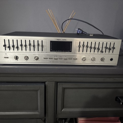 Realistic graphic equalizer - graphic,
