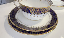 11.3* Wedgwood  navy blue & gold gilt tea set 13 pcs 5879 4 x trio & cake plate